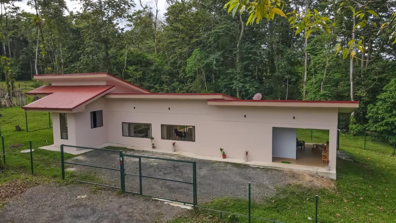 River Paradise Villa With Private Jacuzzi Ла Фортуна Экстерьер фото
