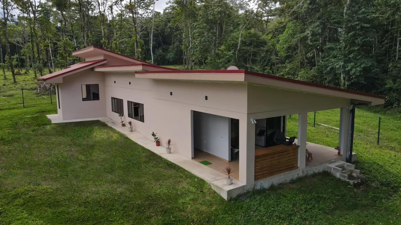 River Paradise Villa With Private Jacuzzi Ла Фортуна Экстерьер фото