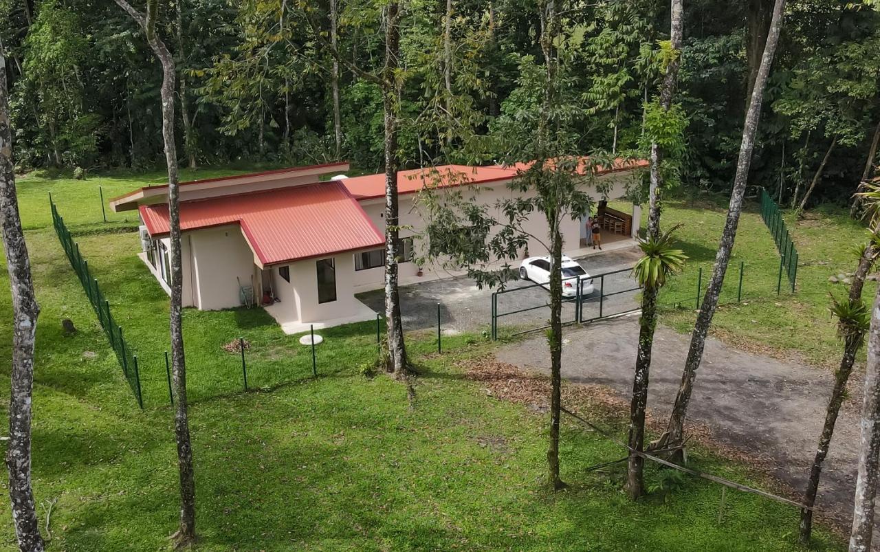 River Paradise Villa With Private Jacuzzi Ла Фортуна Экстерьер фото