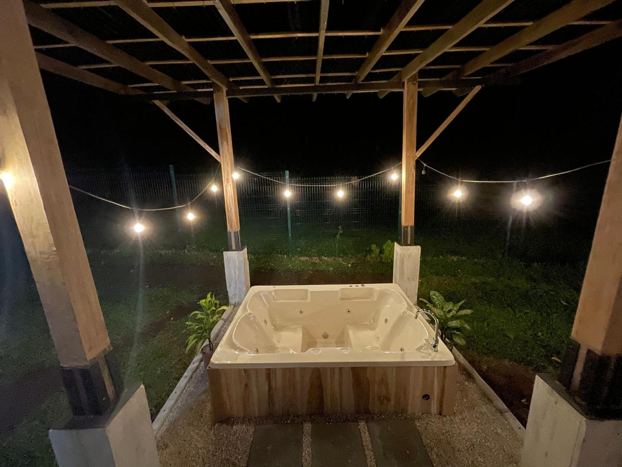 River Paradise Villa With Private Jacuzzi Ла Фортуна Экстерьер фото