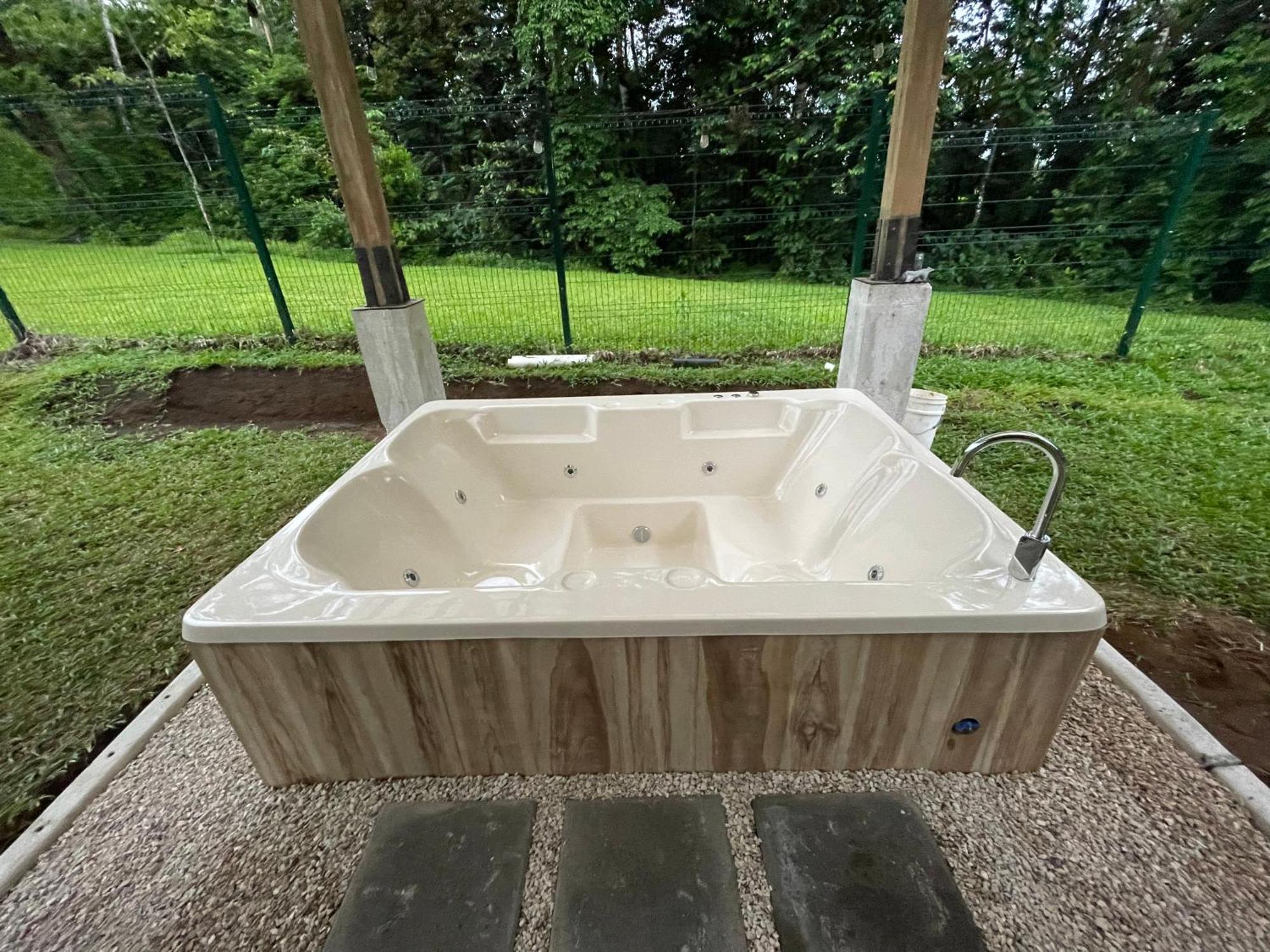 River Paradise Villa With Private Jacuzzi Ла Фортуна Экстерьер фото